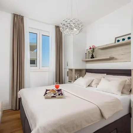 Luxury Hyperion With Private Pool And Garden *