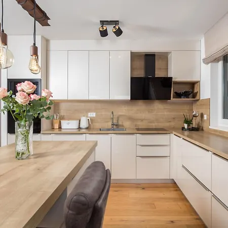 Luxury Hyperion With Private Pool And Garden Lägenhet