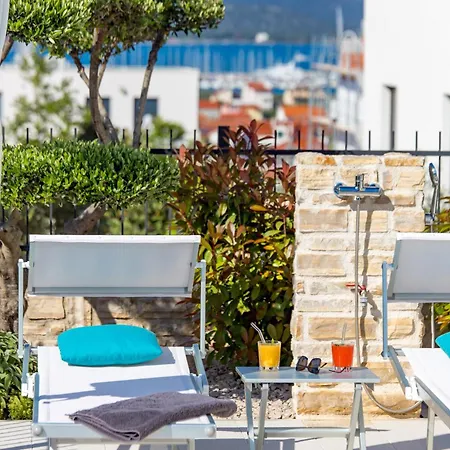 Luxury Hyperion With Private Pool And Garden * 穆泰尔岛