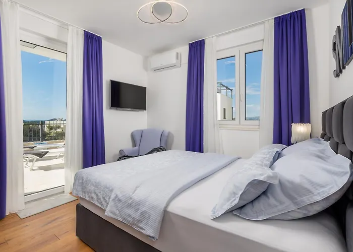 Luxury Hyperion With Private Pool And Garden Apartman *