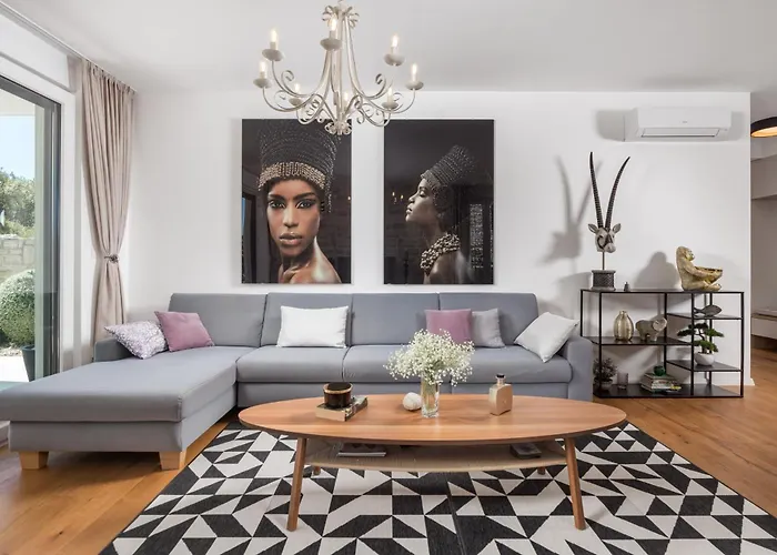 Luxury Hyperion With Private Pool And Garden *