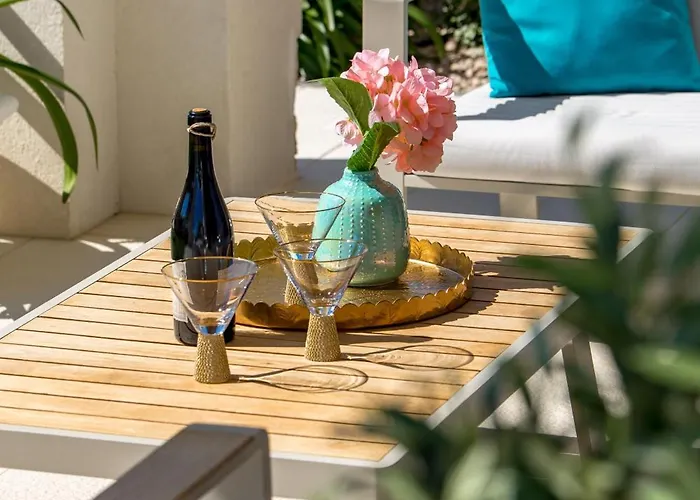 Luxury Hyperion With Private Pool And Garden Apartman *