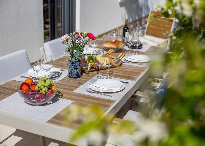 شقة Luxury Hyperion With Private Pool And Garden *