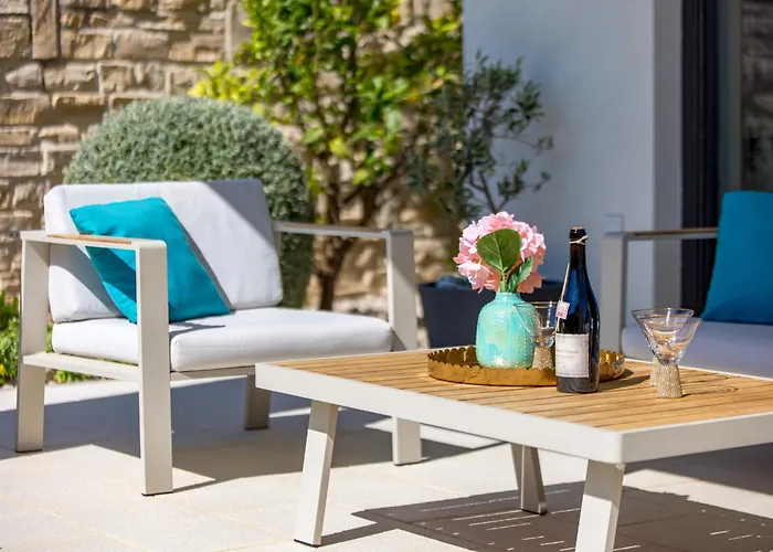 Apartman Luxury Hyperion With Private Pool And Garden