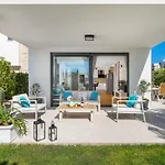Luxury Hyperion With Private Pool And Garden * 穆泰尔岛