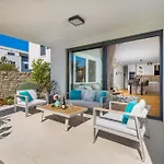 公寓 Luxury Hyperion With Private Pool And Garden 穆泰尔岛