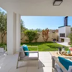 Luxury Hyperion With Private Pool And Garden * 穆泰尔岛