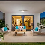公寓 Luxury Hyperion With Private Pool And Garden 穆泰尔岛