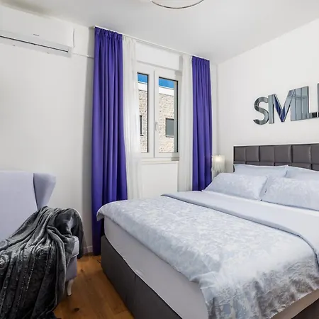 Apartment Luxury Hyperion With Private Pool And Garden *