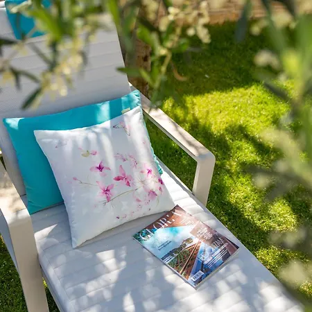 Luxury Hyperion With Private Pool And Garden * Murter