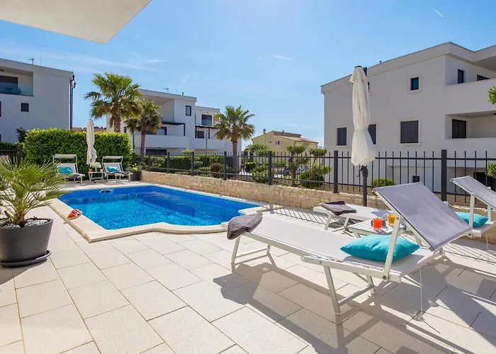 Apartament Luxury Hyperion With Private Pool And Garden *